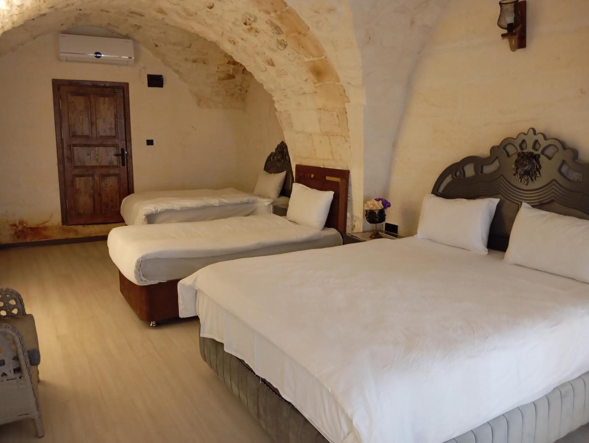 Aslan Guest House Sanliurfa Bagian luar foto